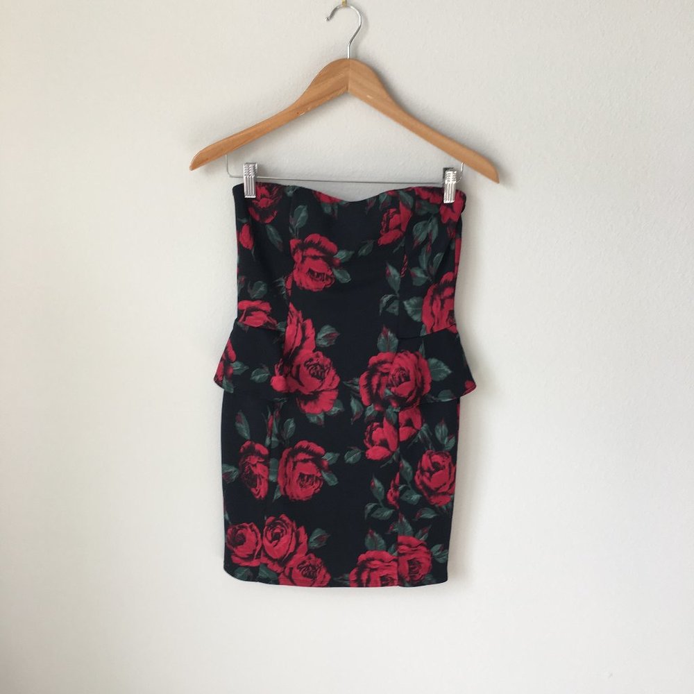 Dress - Picture 3 of 4